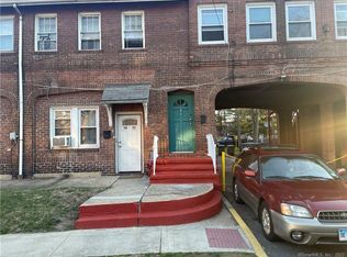 46 Alanson Rd, Bridgeport, CT 06607