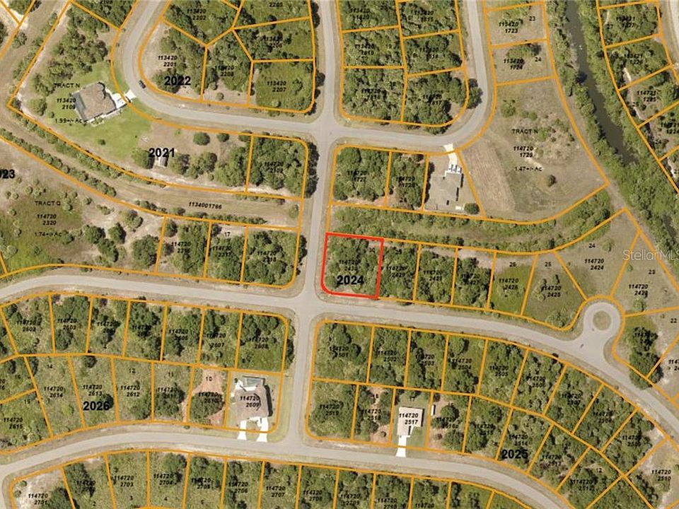 2nd image of Casco Cir