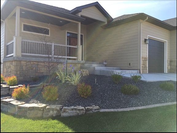 4th image of 3218 Golden Acres Dr