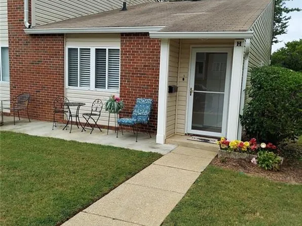 636 North Ave #H10, Jonesboro, GA 30236