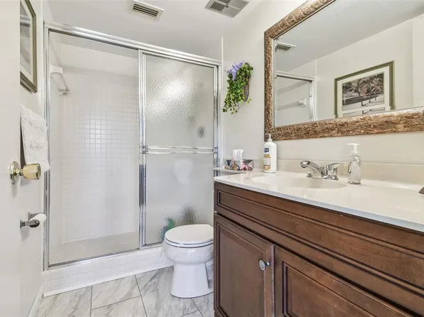 3820 Ironwood Ln APT 104I, Bradenton, FL 34209