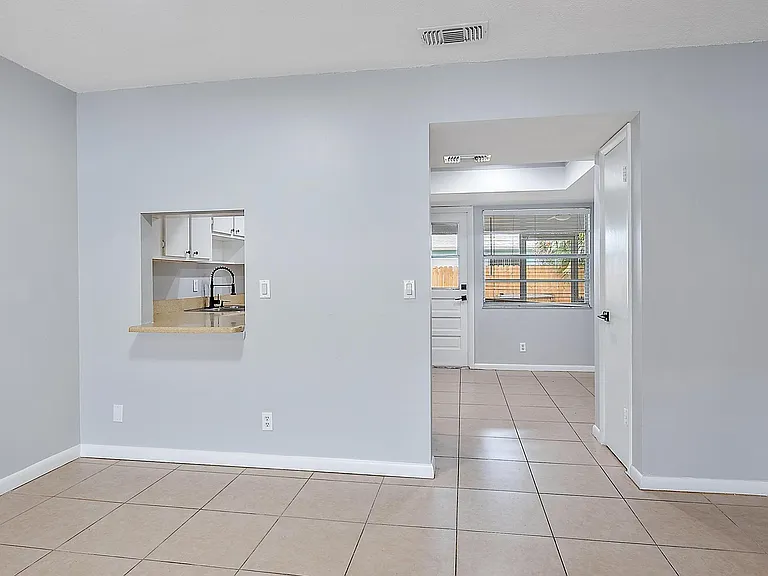 9050 E Highland Pines Blvd — Photo 11