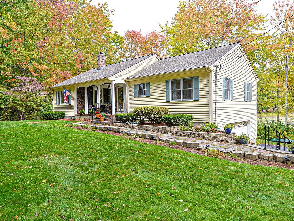 1st image of 35 Glen Dr