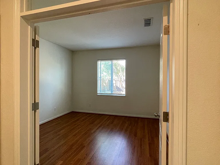 741 Bramblewood Ave — Photo 8