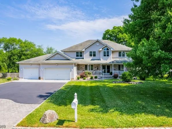 12 Lenard Way, Parsippany-Troy Hills Twp., NJ 07054