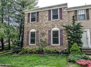 10235 Roberts Common Ln, Burke, VA 22015