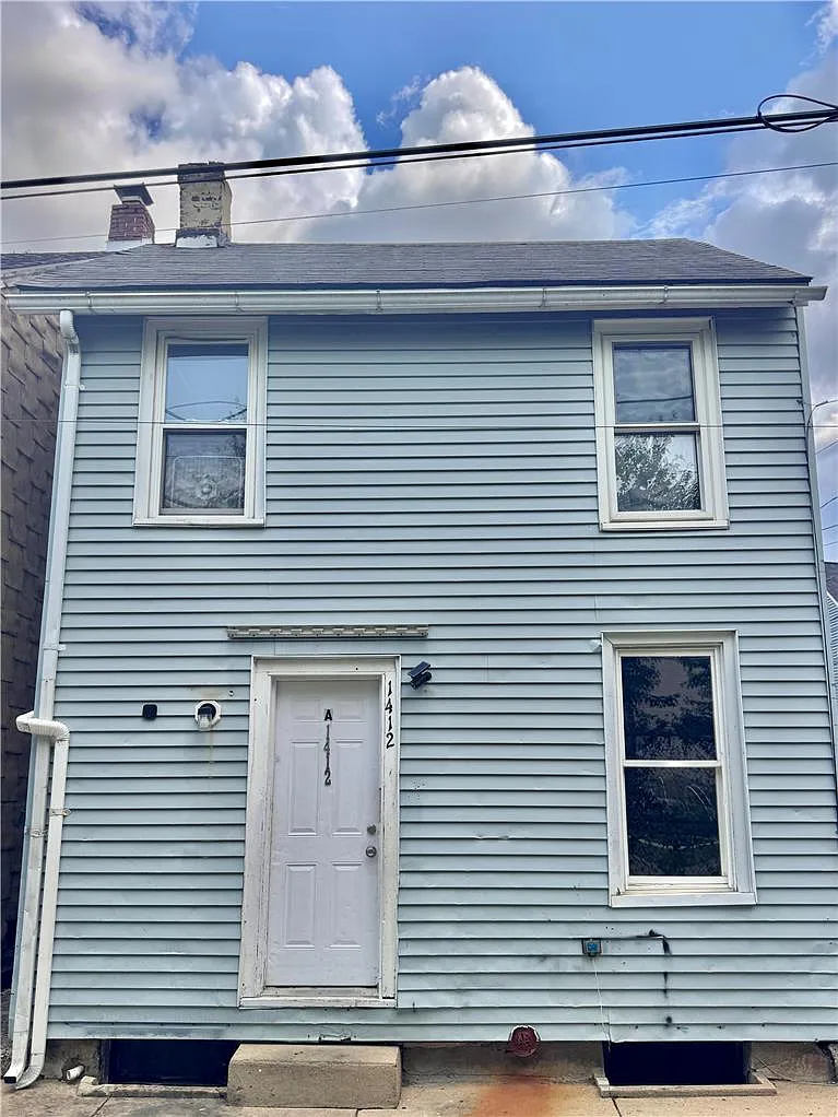 1 bed, 1.0 bath, 900 sqft, $1,195 — Photo 1
