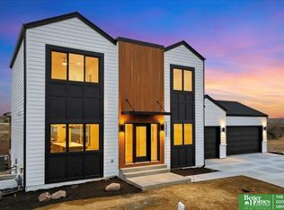 10902 S 218th St, Gretna, NE 68028
