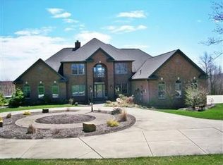 1930 Ridge Rd NW, Bolivar, OH 44612