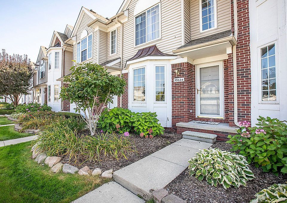 1st image of 35024 Windsor Dr