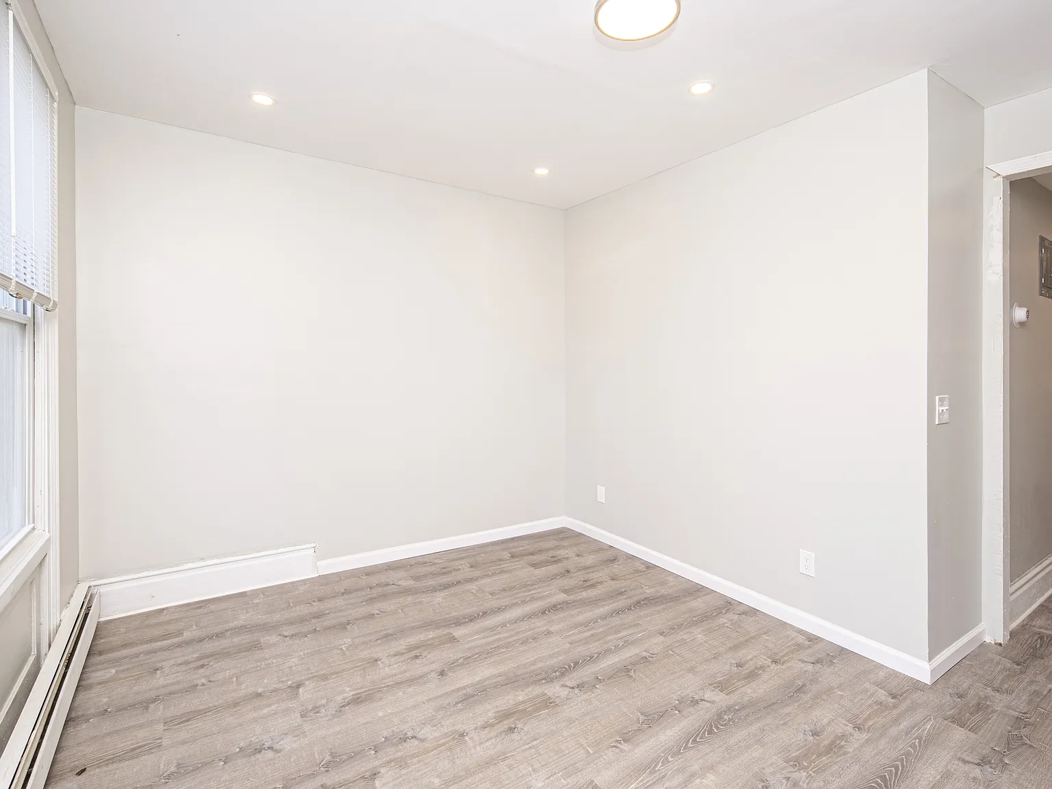 1820 Highland Avenue - 2 — Photo 2