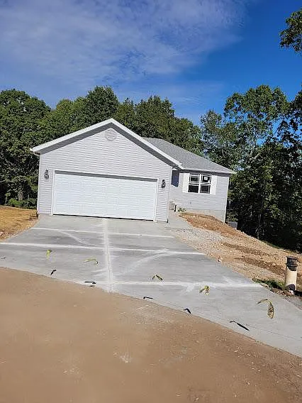 321 N Dogwood Pl