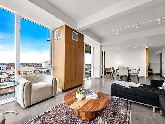 4th image of 221 E College St APT 801