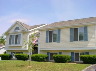 39 Iris Cir, Beacon, NY 12508