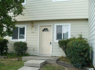 700 S Cashua Dr APT 12E, Florence, SC 29501
