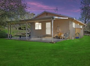 14016 Happy Valley Rd, Burson, CA 95225