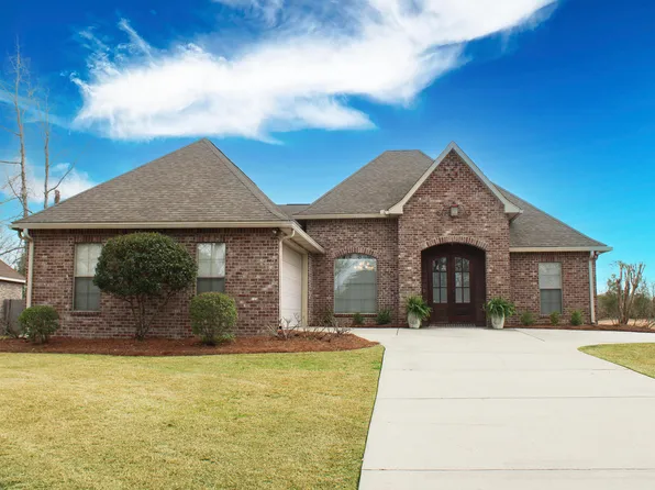 40 Chapel Hill Blvd W, Hattiesburg, MS 39402