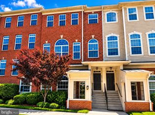 6076 Wicker Ln #B-164, Centreville, VA 20121