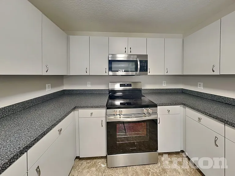2313 Pleasure Run Dr — Photo 4