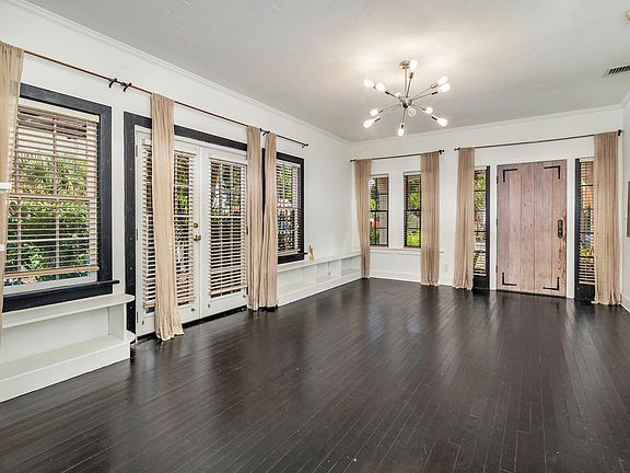 2nd image of 320 Monroe Drive
