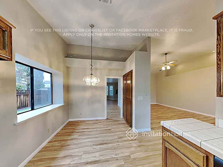 8821 Somershire Way — Photo 8
