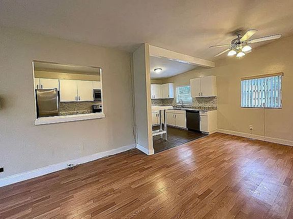 5th image of 3213 E Jean St