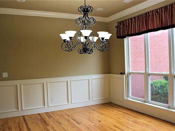 4th image of 4601 SW Swinton Dr