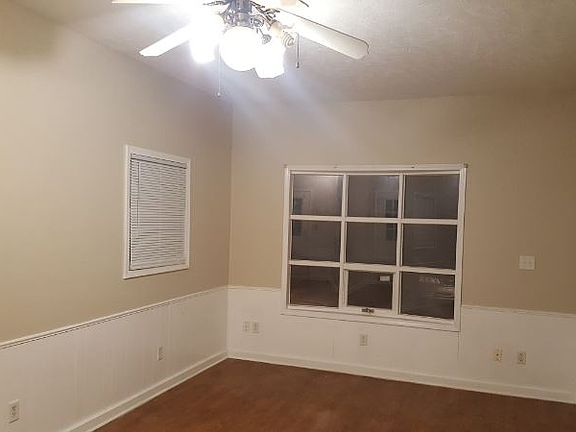 4th image of 1720 N Priscilla Ave