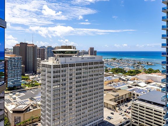 5th image of 1388 Kapiolani Blvd #3102