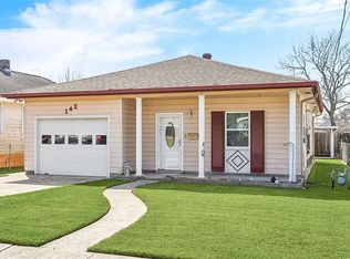 142 Ren Pass Ave, Harahan, LA 70123