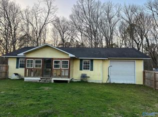 250 Rose Rd, Rainbow City, AL 35906