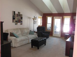 429 Breaker Cove Dr, Bay City, MI