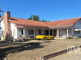 1655 Teale Rd, Arvin, CA 93203