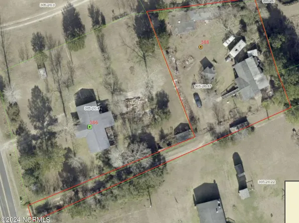 388 Gurganus Road, Maple Hill, NC 28454