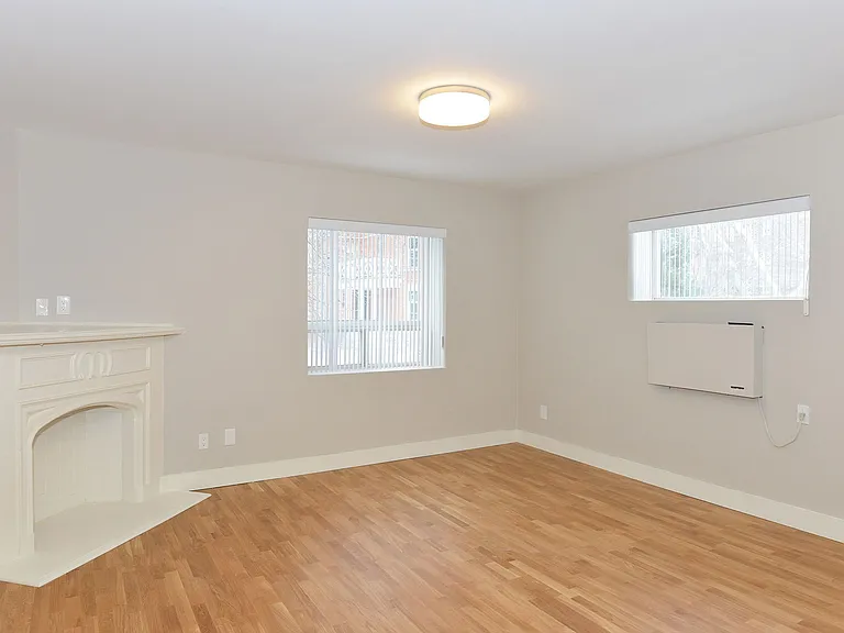83 Isabella St — Photo 25
