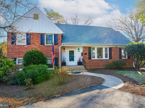 406 W Braddock Rd, Alexandria, VA 22302