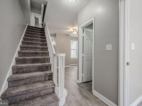 5th image of 1117 W 2nd St