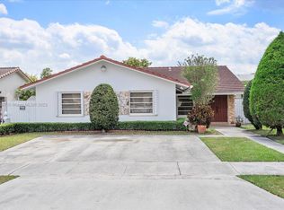 13706 SW 12th St, Miami, FL 33184