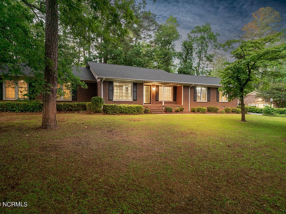 1st image of 205 Cherrywood Dr