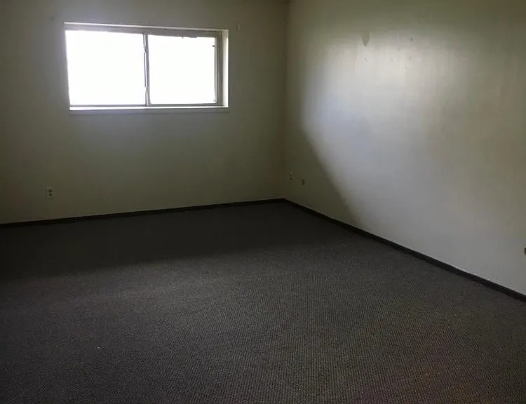 118 E 7th Ave #4 — Photo 9