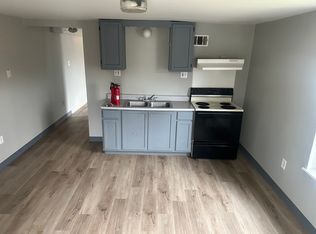202 N Lincoln Ave APT 3, Greensburg, PA 15601