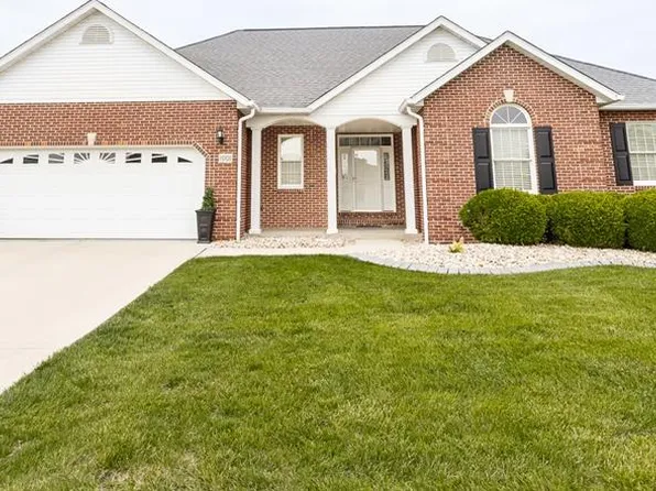 1001 Remington St, Mascoutah, IL 62258