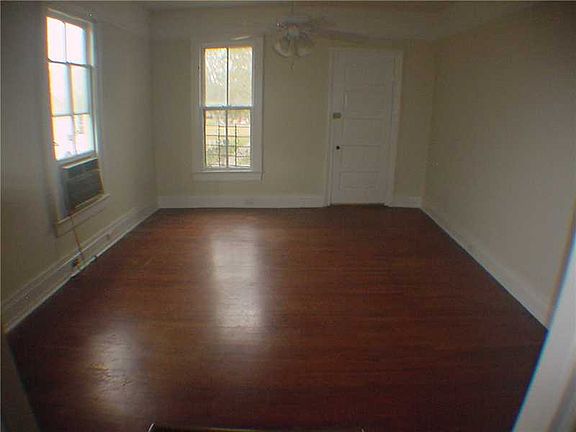4th image of 8237 Panola St