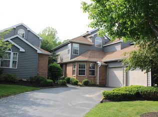 45 Fairway Blvd, Monroe Township, NJ 08831