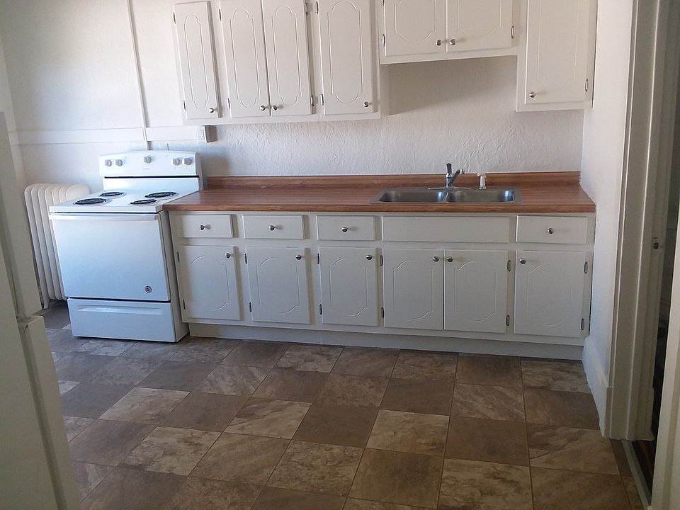 French 601 N. Montana 601 N Montana Ave Miles City MT Zillow