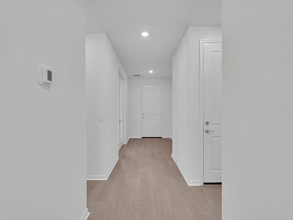 Whitestone Foyer Entryway