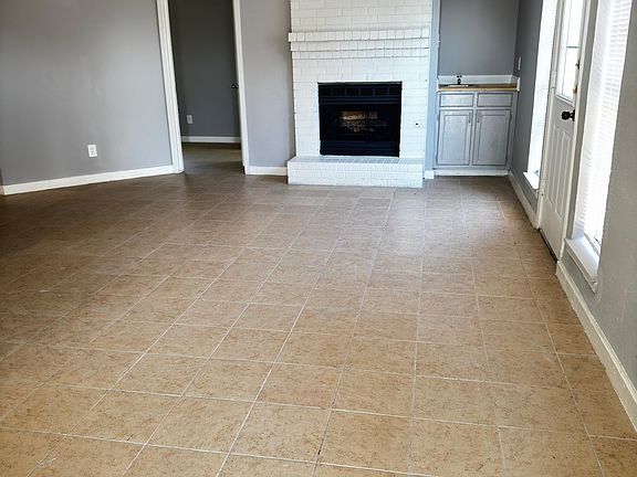 2nd image of 5410 Brookhollow Dr
