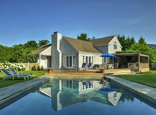 (Undisclosed Address), Southampton, NY 11968