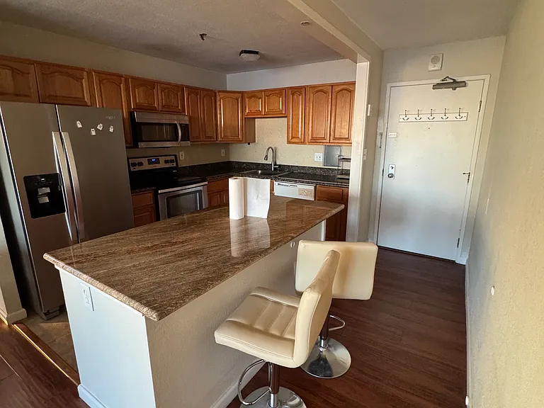 555 Pierce St #843 — Photo 5