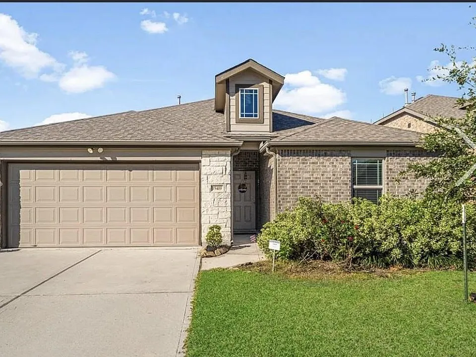 15419 Royce Holly Dr